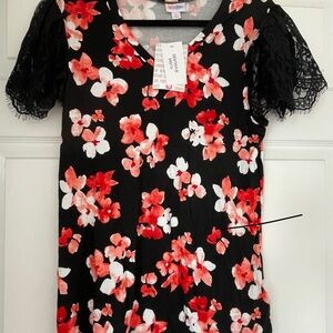 LULAROE: Women’s Floral Black Top with Lace Sleeves